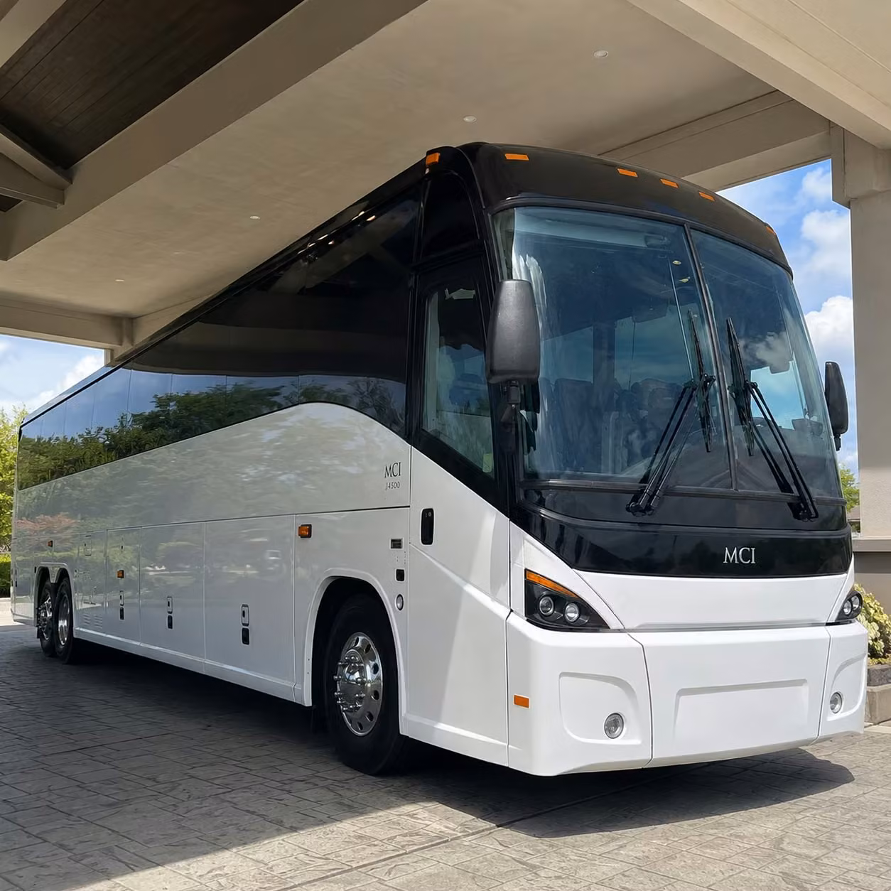 getting your group to westchester county airport has never been easier