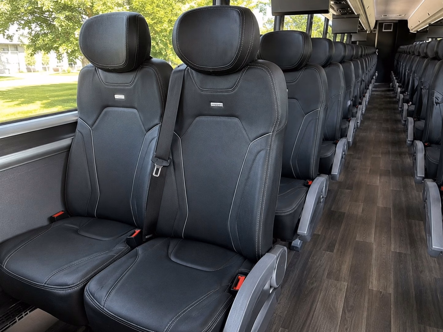 sporting event fan bus rentals to stamford and the tri state area