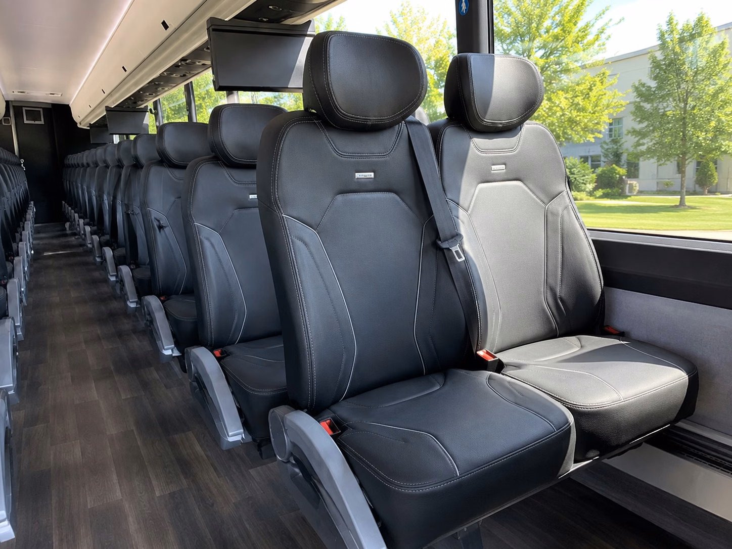 uconn huskies game day transportation from norwalk